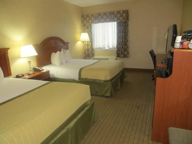 Baymont By Wyndham Indianapolis West Hotel Exterior photo